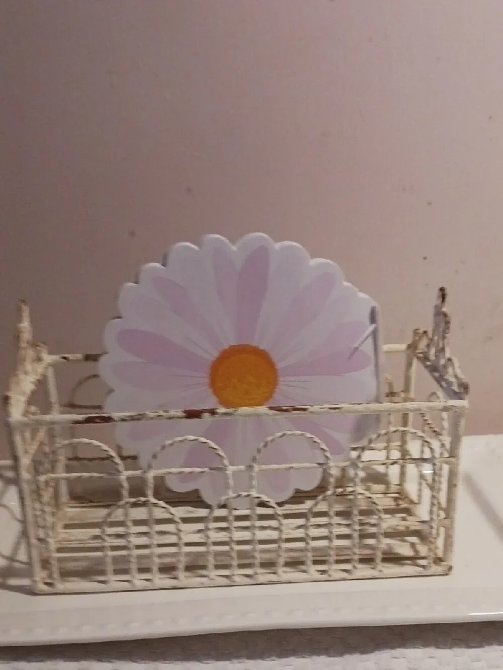 Vintage-Style White Metal Bath/Office/Room Caddy Organizer ⚜️